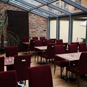 2* Otel Rex Petit